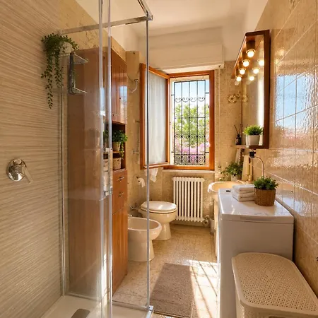 Sea View, Spacious With Terrace Apartman *