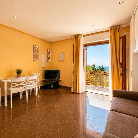 Sea View, Spacious With Terrace * Ceriale